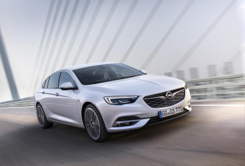 Обновленный универсал Opel Insignia GSi рассекретили до премьеры