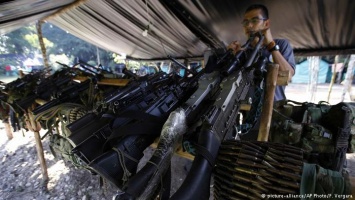 В Колумбии официально поставлена точка в конфликте властей с FARC