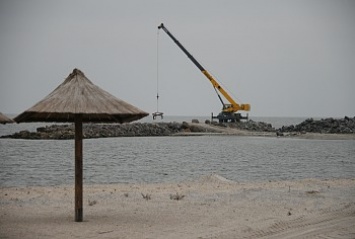 Буны для укрепления берега позволят увеличить пляжи Бердянска