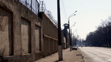 Одесскую колонию хотят отключить от электроэнергии за долги. Тюремщики: "Возможны побеги, насилие и убийства"