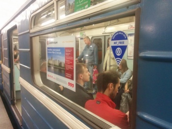Бесплатный Wi-Fi заработал на зеленой линии метро Петербурга