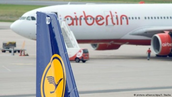 Власти ФРГ - против планов Lufthansa поглотить Air Berlin