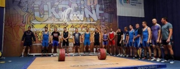 На чемпионате Украины по тяжелой атлетике черниговцы завоевали 2 медали