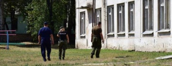 Полицейские проверят школы Славянска к новому учебному году