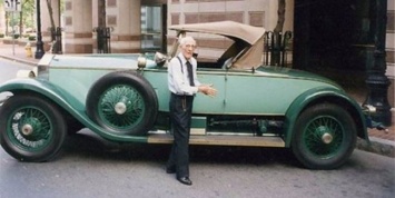 Хрустальный «Дух экстаза»: Мужчина 78 лет ездил на одном и том же автомобиле