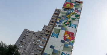 В Харькове на семнадцатиэтажном доме появится петриковская роспись