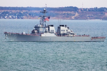 В Черное море вошел американский эсминец "Портер"