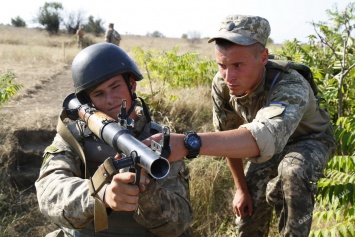 Курсанты-первокурсники Одесской военной академии прошли первые полевые испытания (фото)