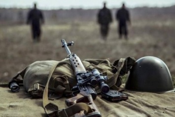 В Луганской обл. в результате обстрелов боевиков ранения получил один украинский военнослужащий