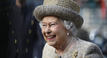 СМИ: королева Елизавета в ближайшем будущем не намерена передавать престол принцу Чарльзу