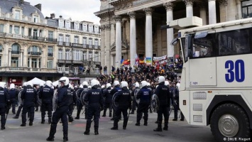 Полиция установила периметр безопасности в центре Брюсселя