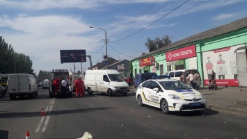 ДПТ на Пересыпи: от столкновения с грузовым автомобилем микроавтобус вылетел на тротуар и сбил пешеходов