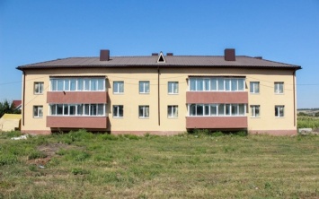 В Вербоватовке 12 семей педагогов и врачей получат социальное жилье (ФОТО)
