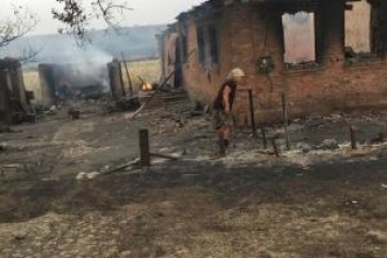 Страшная трагедия: Вдоль трассы, ведущей на Лисичанск, полностью выгорело село