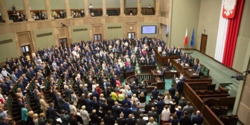 Польша задумалась о взыскании с России "триллионных репараций"