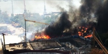 В МЧС назвали поджог причиной пожара в Ростове