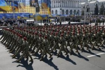 "За или против": Как украинцы относятся к военному параду, посвященному Дню независимости
