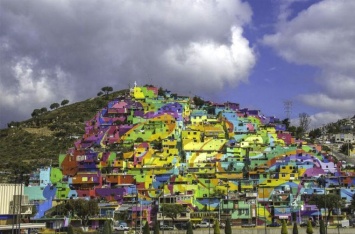 Художники в Мексике преобразили криминальные кварталы - и внешне, и внутренне
