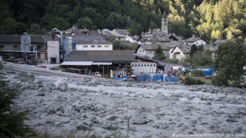 В Швейцарии в результате оползня пропали без вести 8 человек