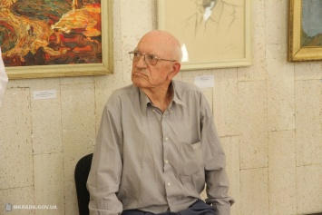 Старейший николаевский художник Главчев открыл юбилейную выставку к своему 90-летию