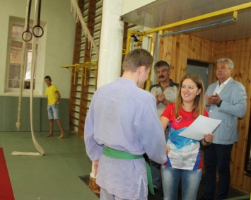 Министр спорта Крыма посетила ялтинский детско-юношеский спортклуб «Титан»