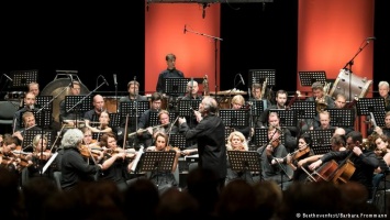 Бетховенский фестиваль стирает политические различия
