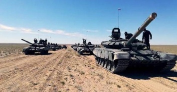 В ОРДЛО зафиксировали большое скопление танков и артиллерии боевиков