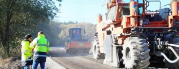 В Харьковской области начали ремонтировать дорогу Чугуев-Меловое