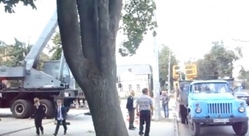 Спустя полгода после пьяного ДТП на Ильинской наконец-то заработает светофор (+видео)