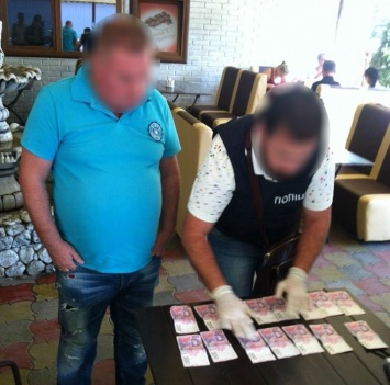 Чиновник Киевской райадминистрации Одессы попался на взятке в 3 тысячи гривен