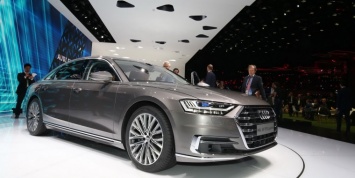 Объявлены цены на новый Audi A8