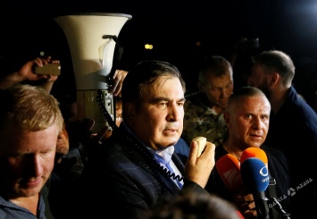 Общественным деятелям поступают угрозы после публикаций о главном спонсоре Саакашвили, - депутат