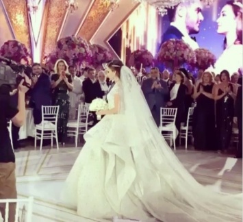 Как народный артист Украины отплясывал на свадьбе сына российского олигарха (фото)