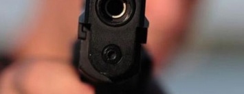 В Сумах водитель «Мercedes» избил водителя служебного авто и угрожал ему оружием