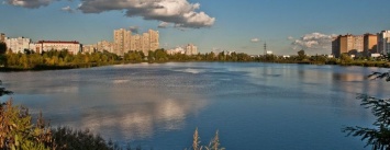 В Киеве капитально благоустроят пляж на Лебедином озере
