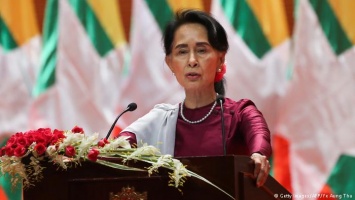 Аунг Сан Су Чжи осудила насилие против мусульман в Мьянме