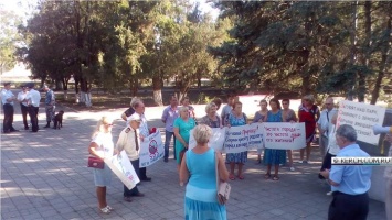 Керчане не пришли на митинг против застройки парков