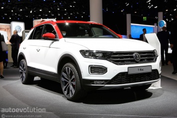 Volkswagen начал принимать заказы на T-Roc и решил утроить производство