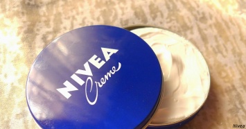 97% людей, которые пользуются кремом Nivea, не знают его главных свойств! Вот они