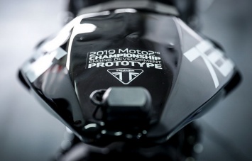 Moto2 с Triumph: подготовка к новому повороту в истории Мото Гран-При