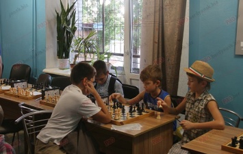 В шахматно-шашечном клубе стартовал чемпионат области