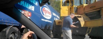 В Запорожской области столкнулись грузовик компании "Agrinol" и пикап, - ФОТО