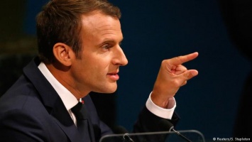 Президент Франции подписал спорную трудовую реформу