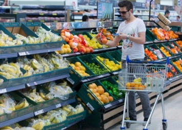 В супермаркете продают продукт с насекомыми, украинцы свирепствуют