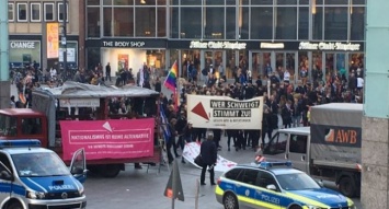Немцы протестуют против прохождения в Бундестаг пророссийской партии