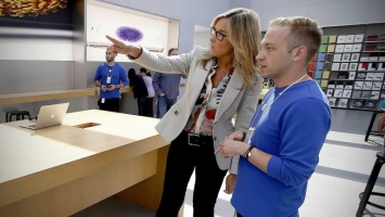 Как Apple готовится к старту продаж новых iPhone