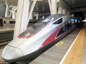 Китай запустил поезда между Пекином и Шанхаем на скорости 350 км/ч
