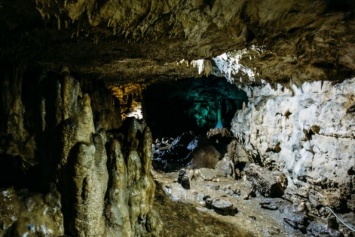 Запертый в пещере студент три дня лизал стены, чтобы не умереть от жажды
