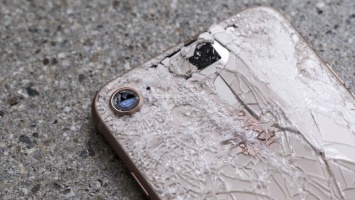 Замена заднего стекла iPhone 8 стоит как новый iPhone SE