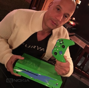 Брат Пола Уолкера продаст эксклюзивную Xbox One S в стиле машины из «Форсажа»